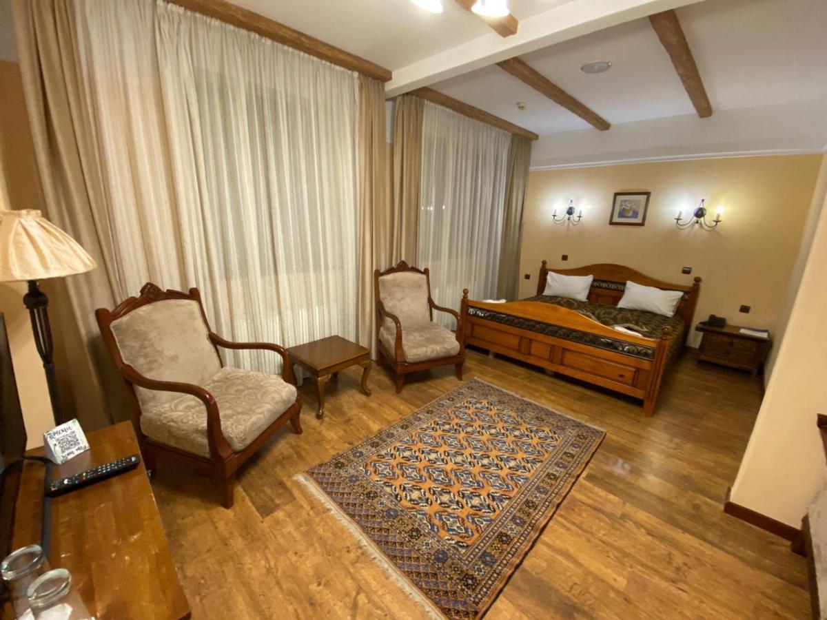Park Hotel Kokshetau Shchūchīnsk Exteriör bild